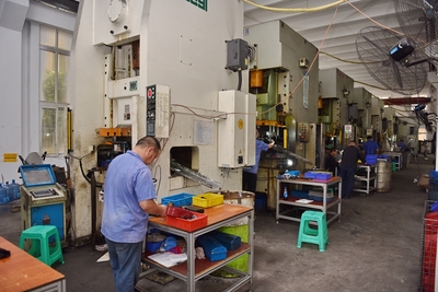 以“獨門絕技”闖“紅?！?，晉川精密獲國內70%市場份額，引領電池開發新篇章